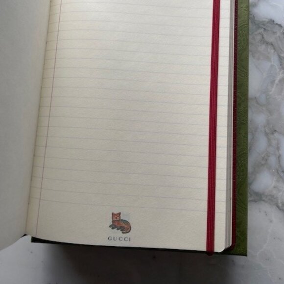 GUCCI notebook/ Journal - NEW & Giftable ! - Picture 6 of 8